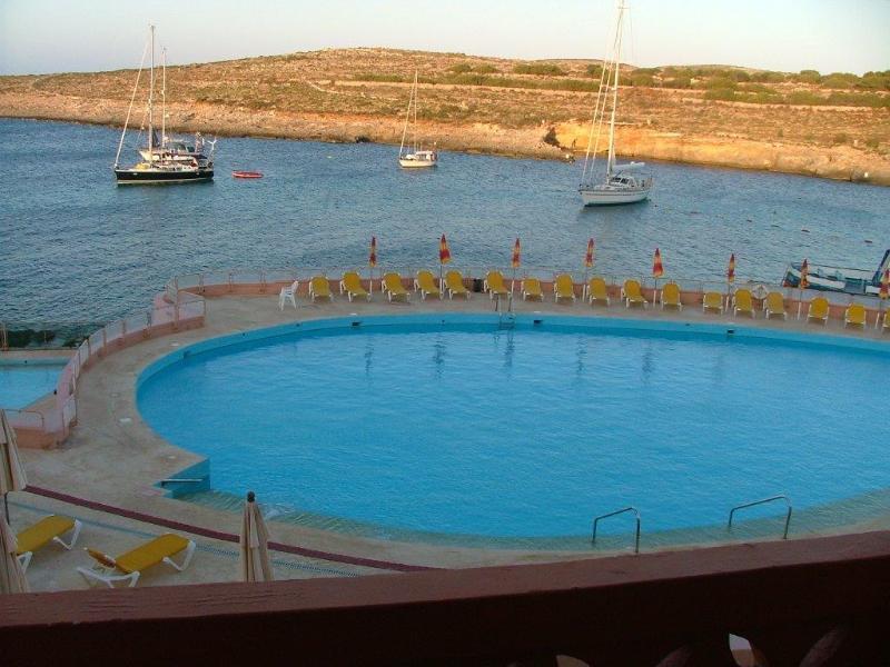 Comino Hotel 외부 사진